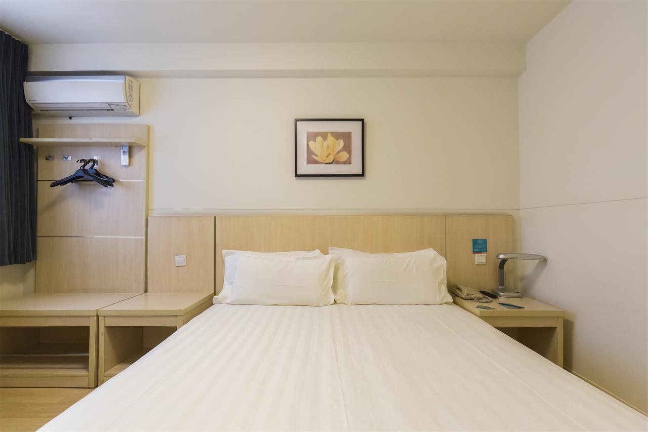 Jinjiang Inn Wuhan Zhonghua Road Hubu Alley Exterior photo